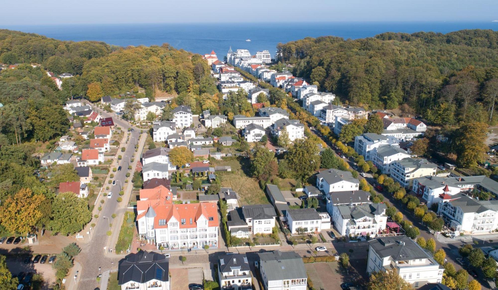 Haus Baltic 12 Mit Balkon - Zentrale Lage Im Ostseebad Sellin Exterior photo